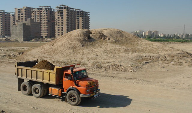 تپه باستانی مافین آباد سلام به وبلاگ اسلامشهر آنلاین خوش اومدید. در این مطلب قصد داریم به معرفی تپه باستانی مافین آباد اسلامشهر بپردازیم.